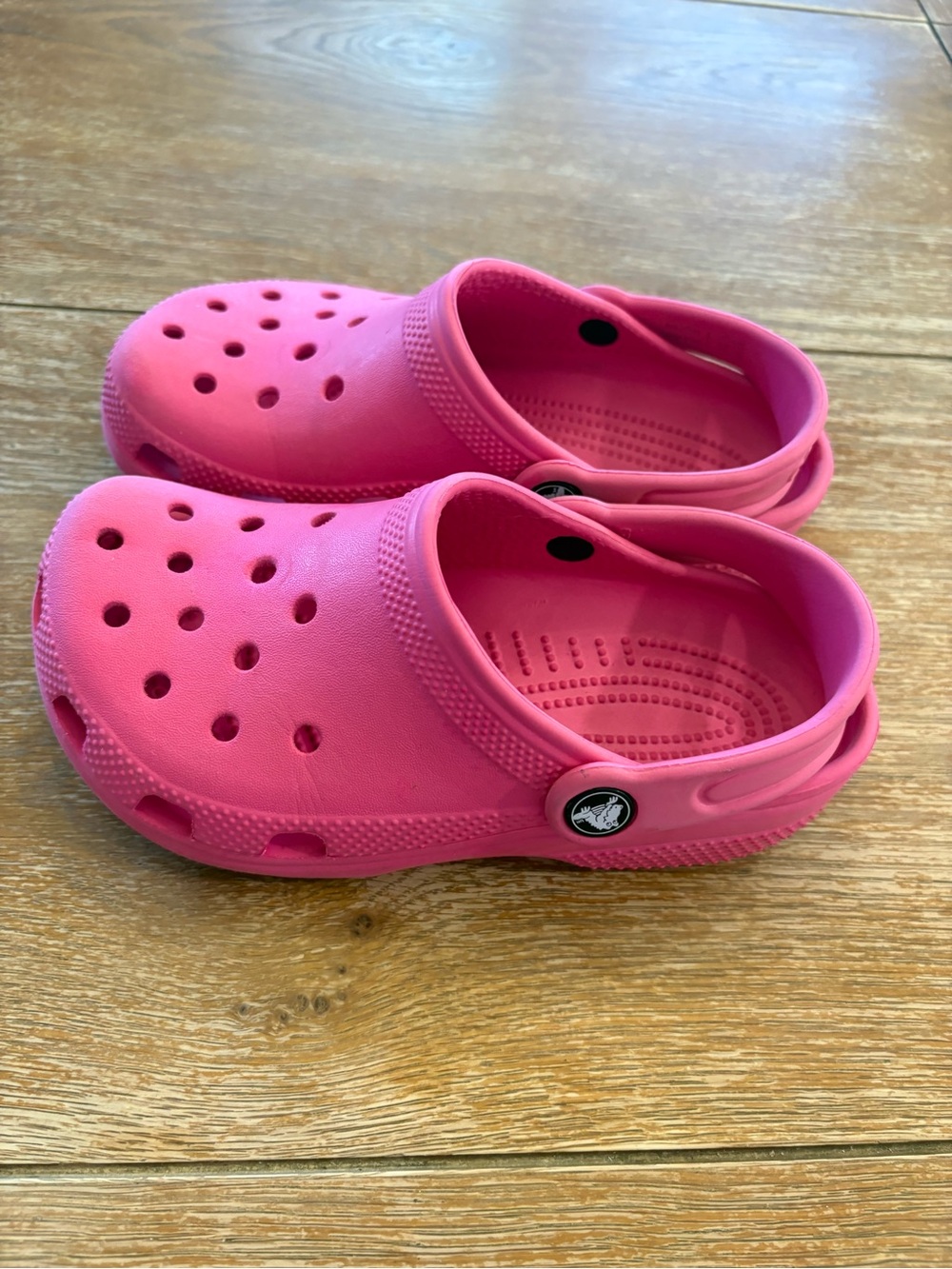 Girls Pink Crocs